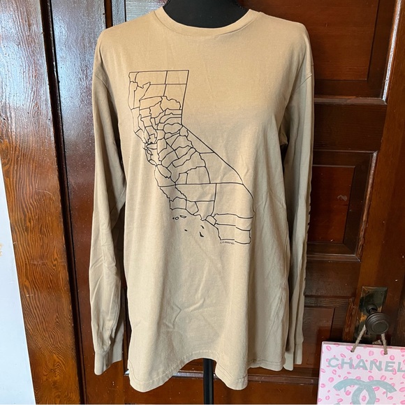 Maven Genetics Tops - Maven Genetics Spring Collection Long Sleeve Tee